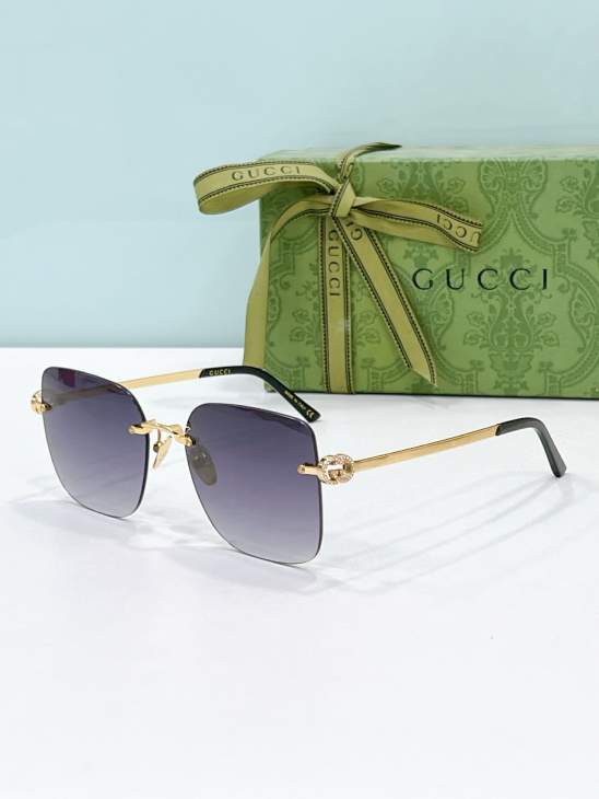 Picture of Gucci Sunglasses _SKUfw79164394fw